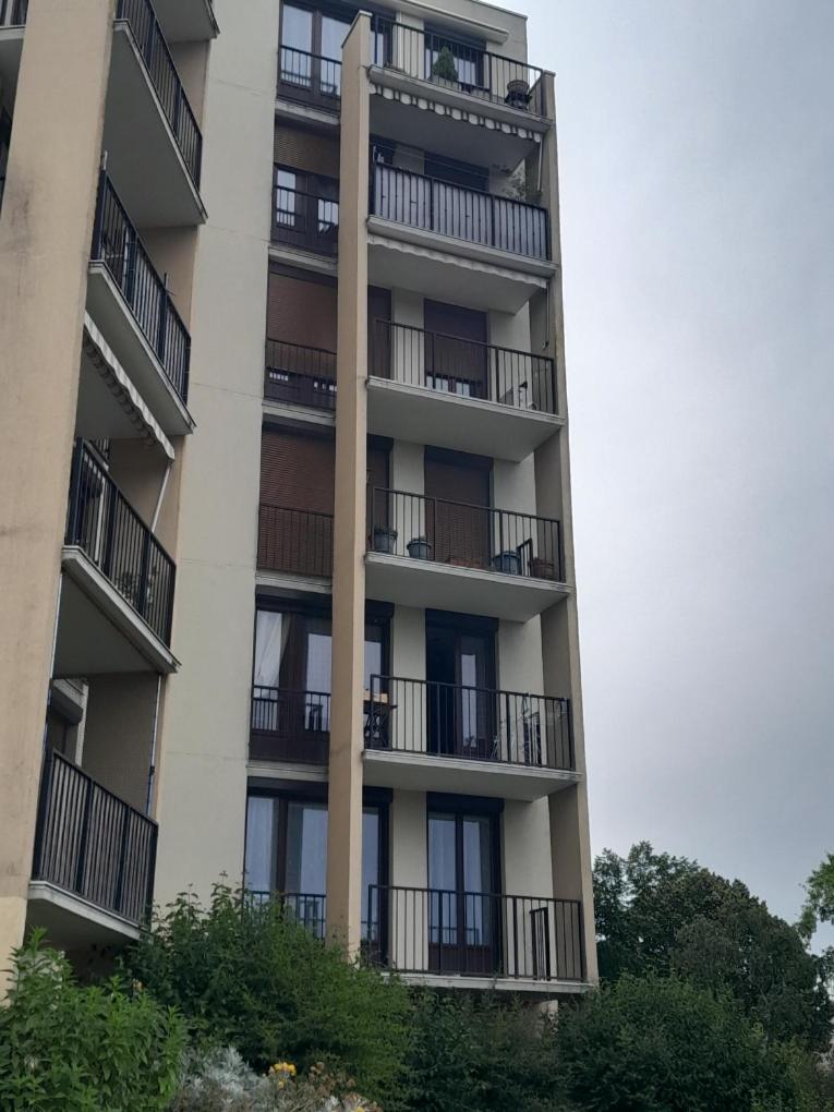 Chambre Confort Dans T3 Joué-lés-Tours Buitenkant foto